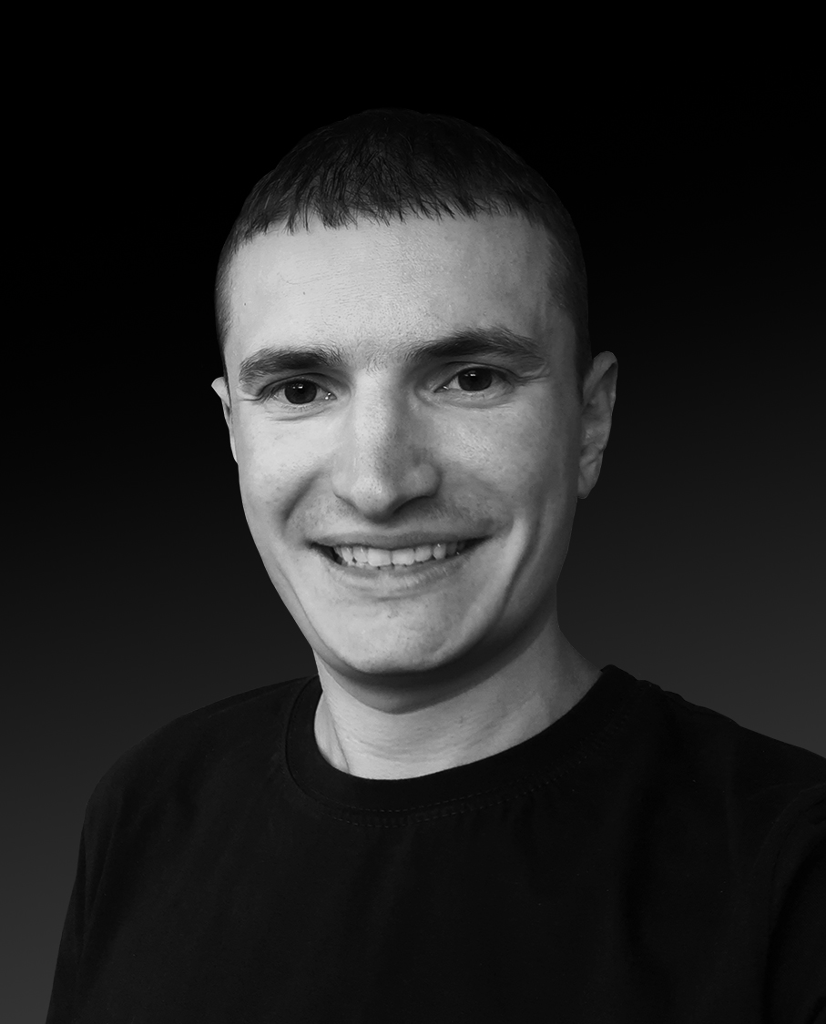 Alex Karnaukhov , Graphic Designer